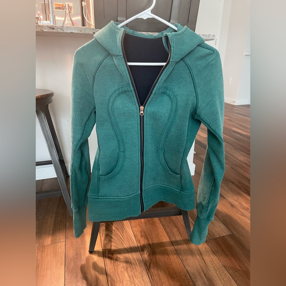 Lululemon Scuba Zipup With Hood (Size 4)